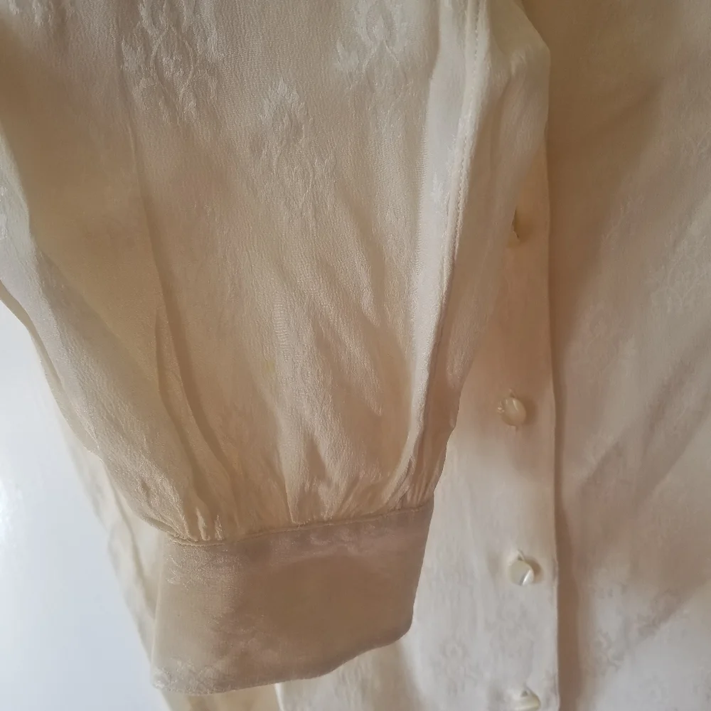 Celine Printed Blouse - Picture 7 of 13